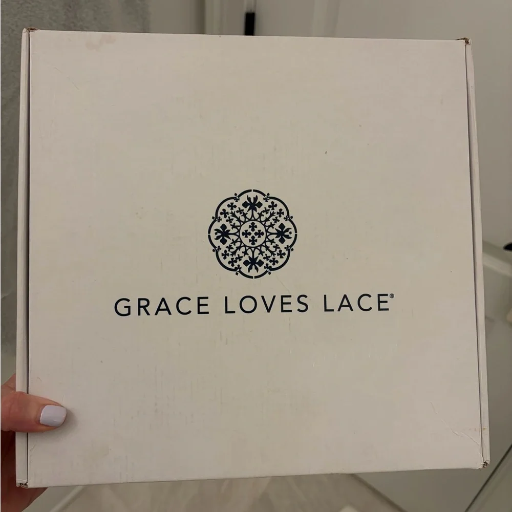 Grace Loves Lace White Long Bridal Veil with Floral Comb